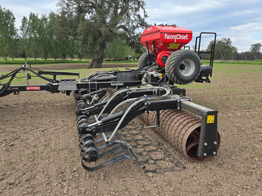 FarmChief Machinery Rollmax Integra Roller Drill
